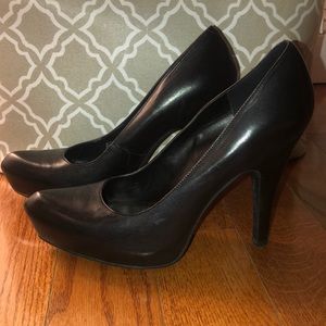 Black Leather Pumps